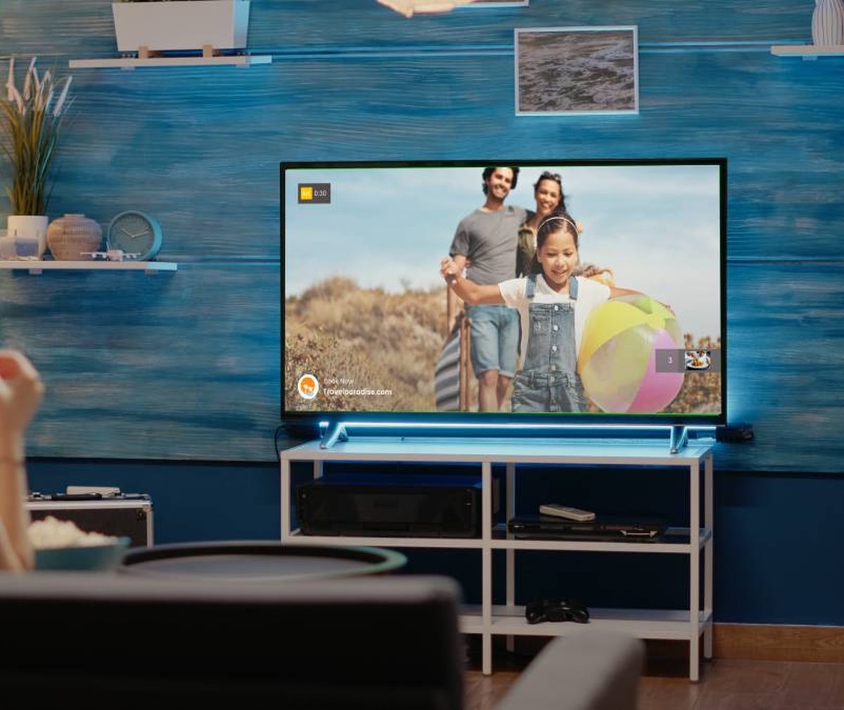 Conectia home-screen takeover